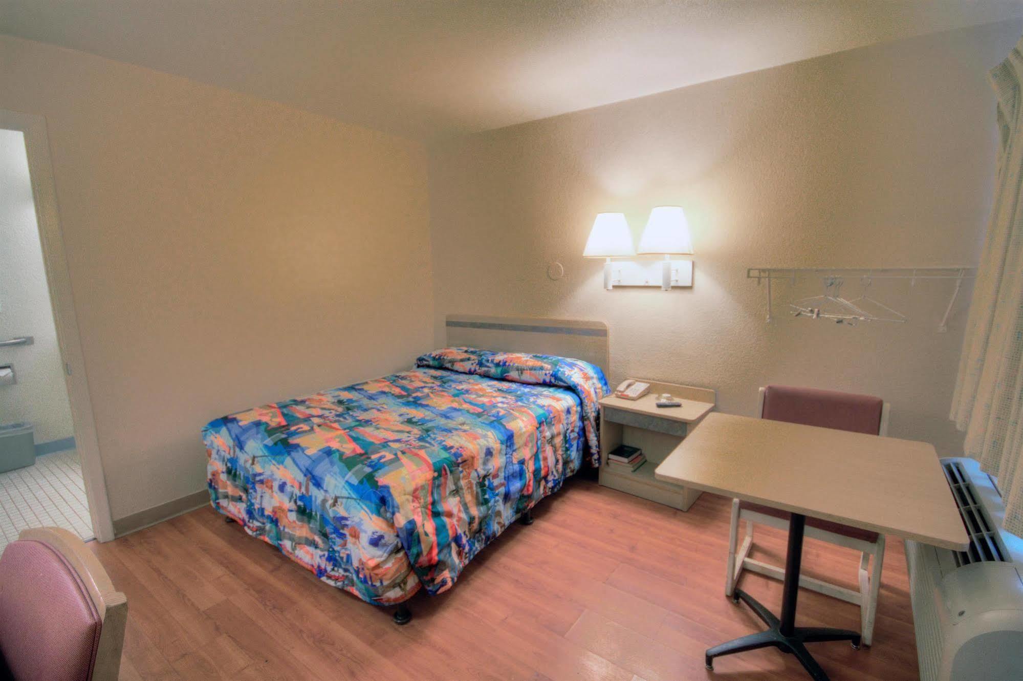 Rodeway Inn ลาสครูเซส ภายนอก รูปภาพ