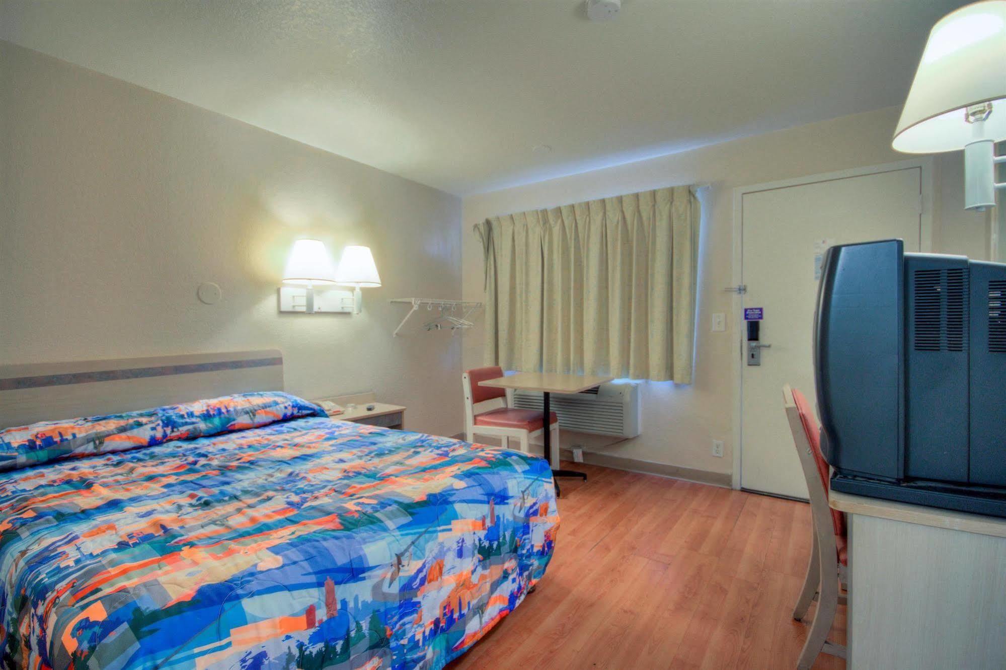 Rodeway Inn ลาสครูเซส ภายนอก รูปภาพ